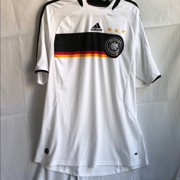 Men’s Adidas Soccer Shirt L - Picture 1 of 7